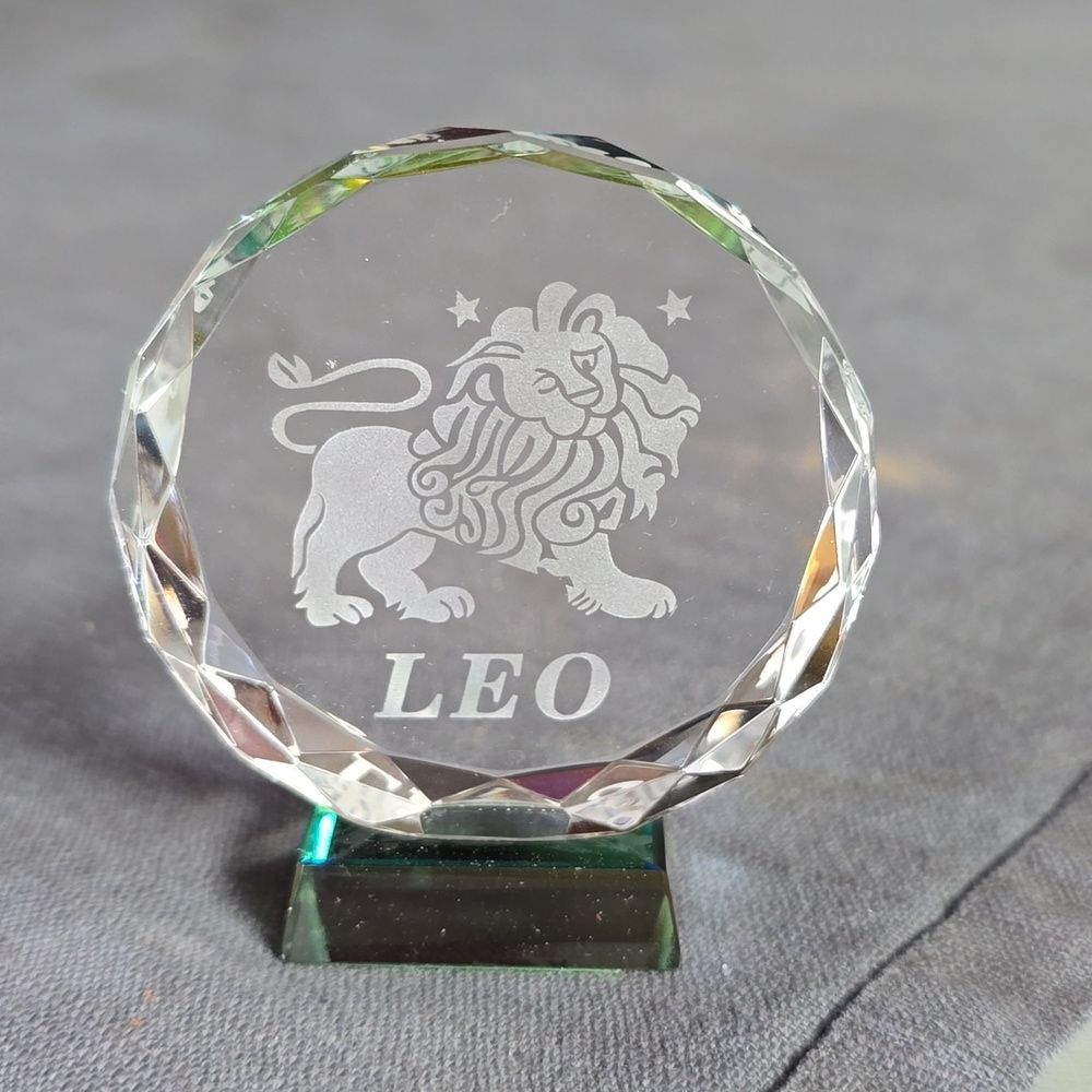 Zodiac Sign LEO - Crystal paperweight on stand about 2.25 inches
